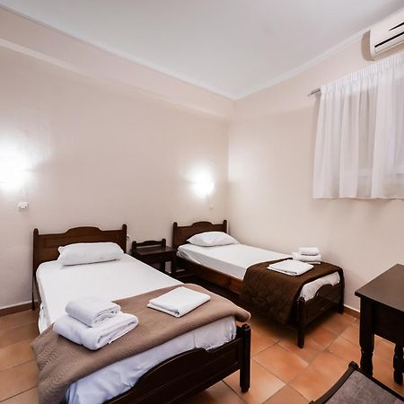 Ionio Hotel Nikiana Exterior photo